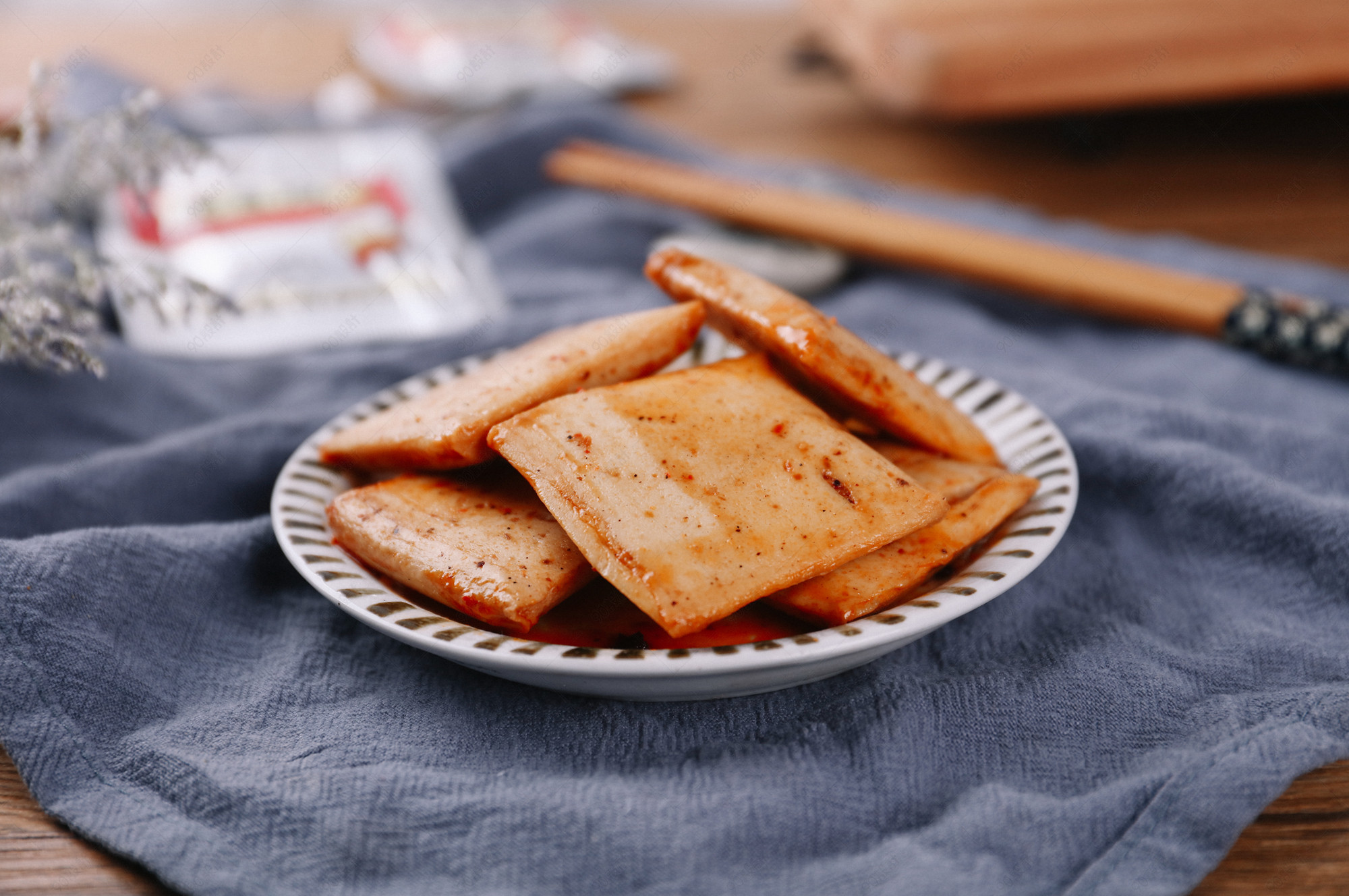 麻辣鱼豆腐实拍摄影图