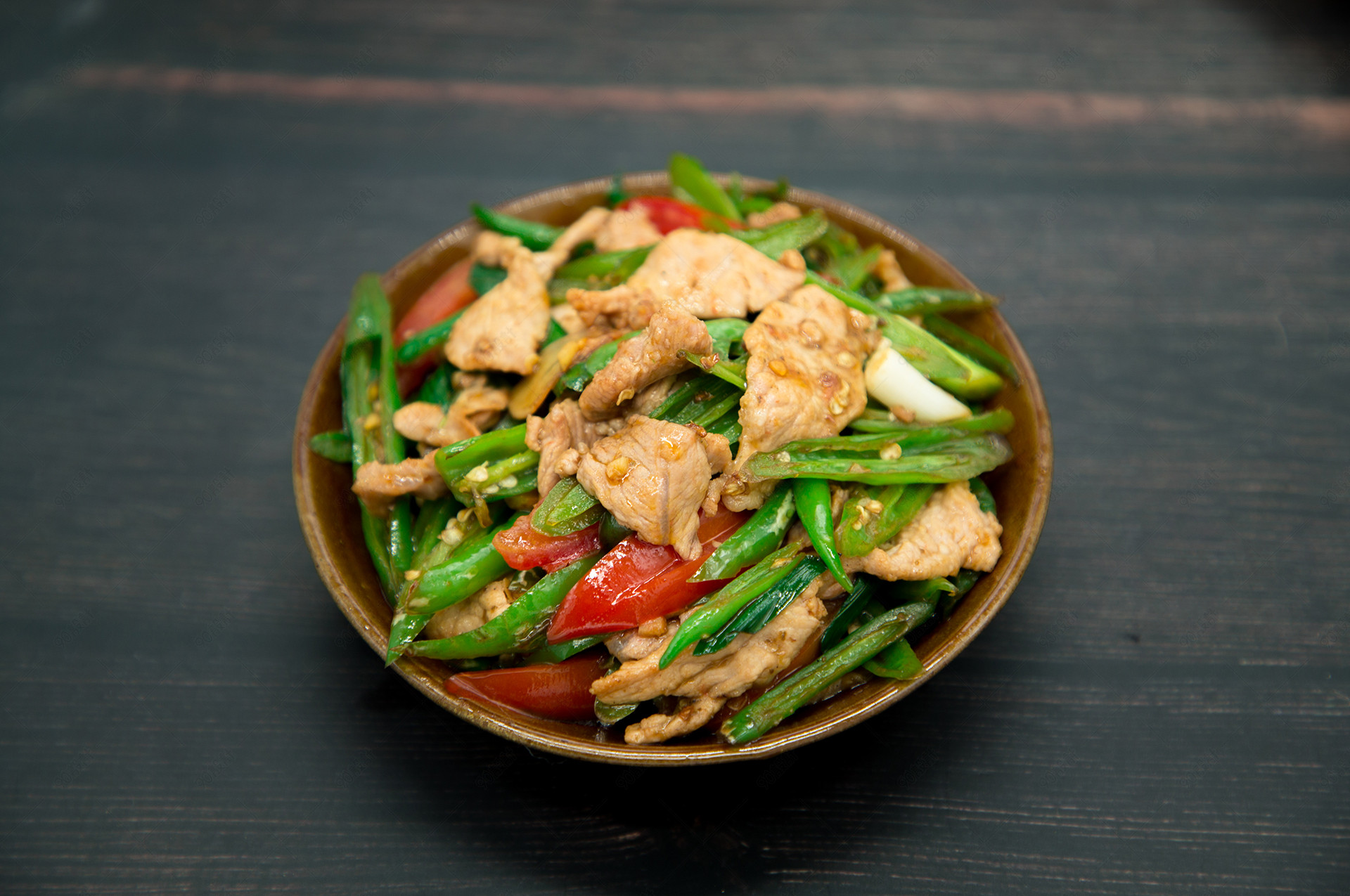 农家炒肉青椒炒肉美食菜品摄影